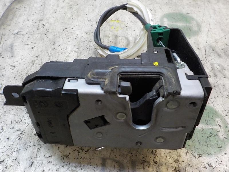 Recambio de cerradura puerta delantera izquierda para opel zafira b 1.6 16v cat referencia OEM IAM   
