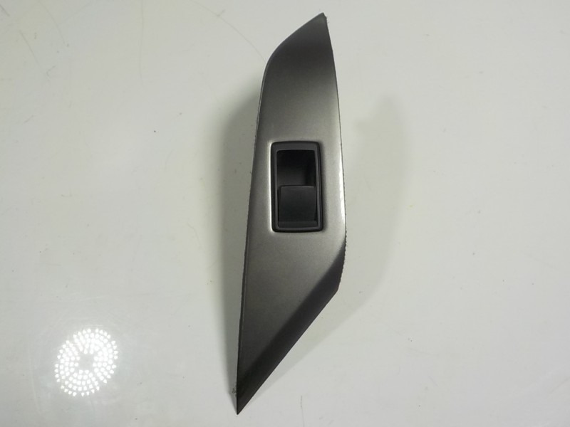 Recambio de mando elevalunas trasero izquierdo para lexus rx 450h referencia OEM IAM 8481048020 7427248060 192967