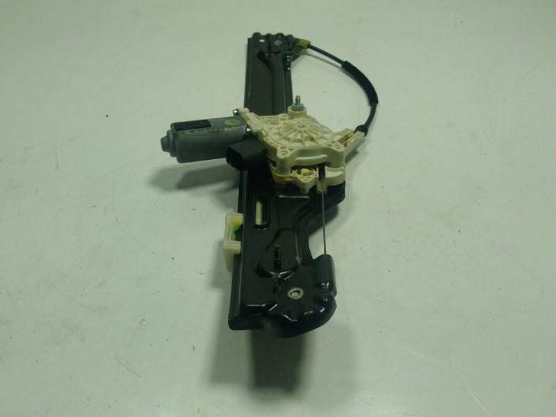 Recambio de elevalunas trasero derecho para bmw x6 (e71, e72) xdrive 40 d referencia OEM IAM 51357197304 7179602 67627267692