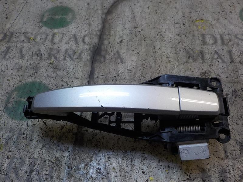 Recambio de maneta exterior delantera derecha para opel zafira b 1.6 16v cat referencia OEM IAM   