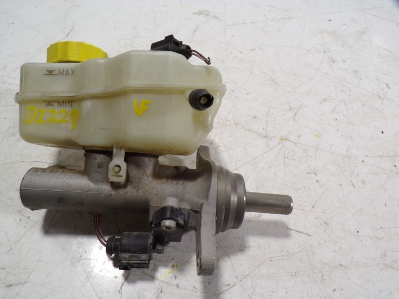 Recambio de bomba freno para seat ibiza (6p1) 1.2 tsi referencia OEM IAM 6R1611019D  