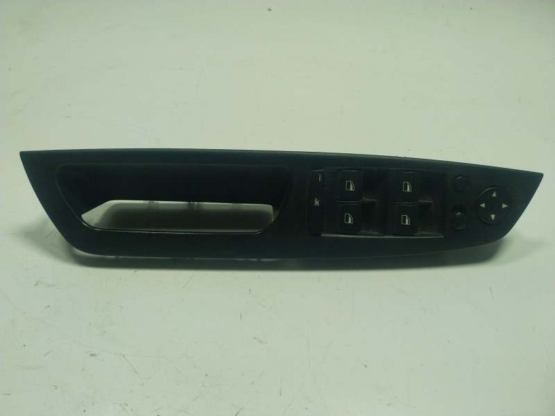 Recambio de mando elevalunas delantero izquierdo para bmw x6 (e71, e72) xdrive 40 d referencia OEM IAM 61319218044 921804402 