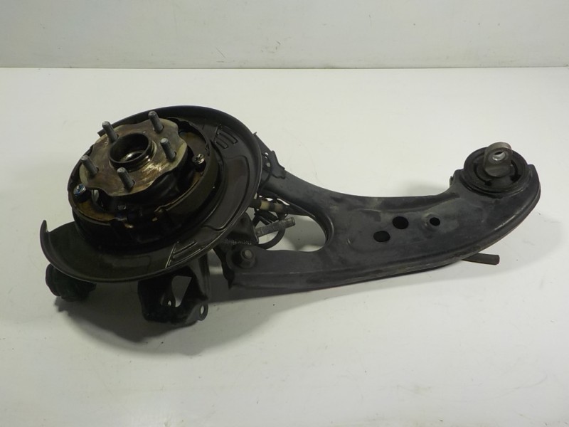 Recambio de mangueta trasera derecha para lexus rx 450h referencia OEM IAM 4230448060 0D1157 