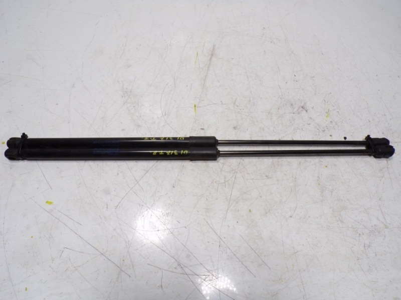 Recambio de amortiguadores maletero / porton para audi q2 (gab) 30 tfsi advanced referencia OEM IAM 81A827552B  