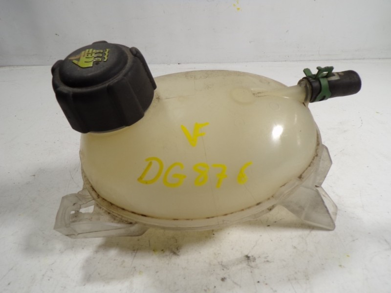 Recambio de deposito expansion para renault clio iv limited referencia OEM IAM 217104354R  