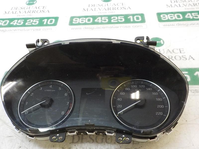 Recambio de cuadro instrumentos para hyundai i20 klass referencia OEM IAM 94003C8012 94003C8012 A2C93142902