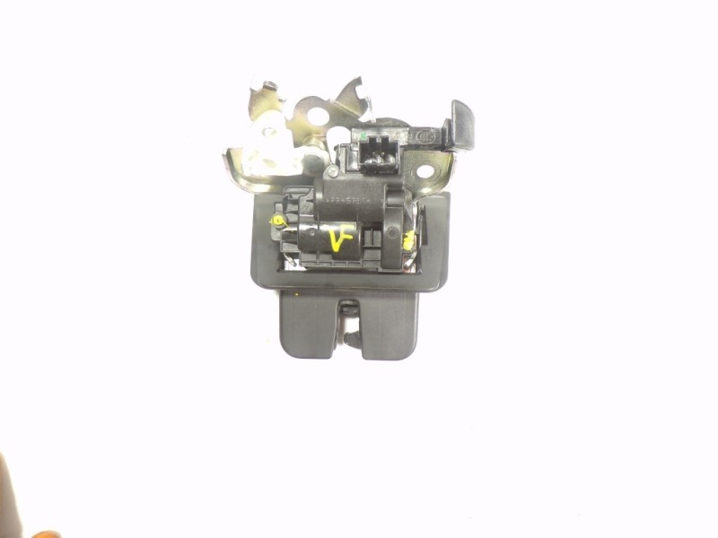 Recambio de cerradura maletero / porton para audi a3 sportback (8vf) s line edition referencia OEM IAM 8R0827505A 8R0827505A 