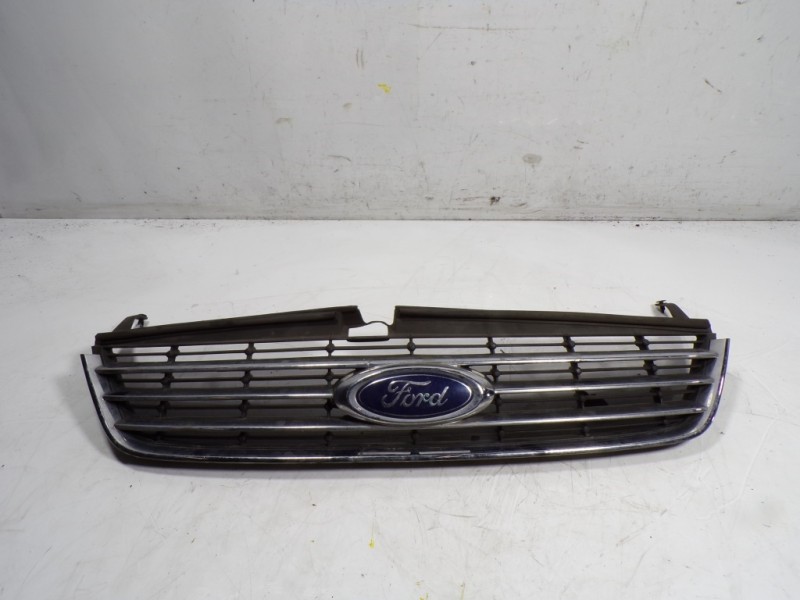 Recambio de rejilla para ford mondeo ber. (ca2) 2.0 tdci cat referencia OEM IAM 1509302  