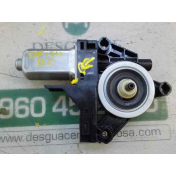 MOTOR ELEVALUNAS DELANTERO DERECHO 31253062 966269103 130820