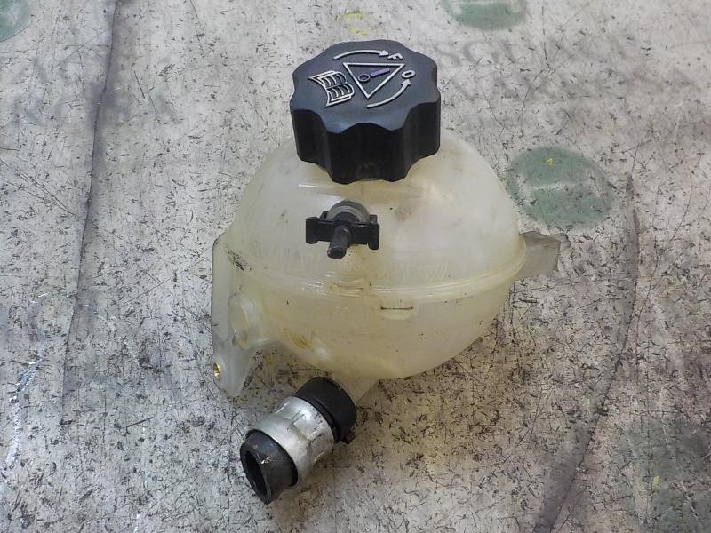 Recambio de deposito expansion para citroën berlingo cuadro 1.6 16v hdi referencia OEM IAM 1323X6  