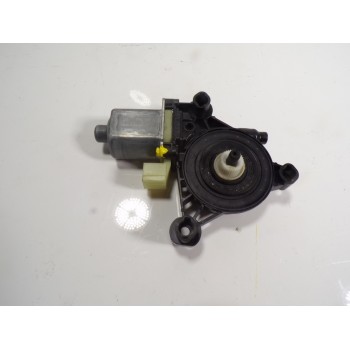 MOTOR ELEVALUNAS TRASERO DERECHO 5Q0959802 5Q0959802 E850202086