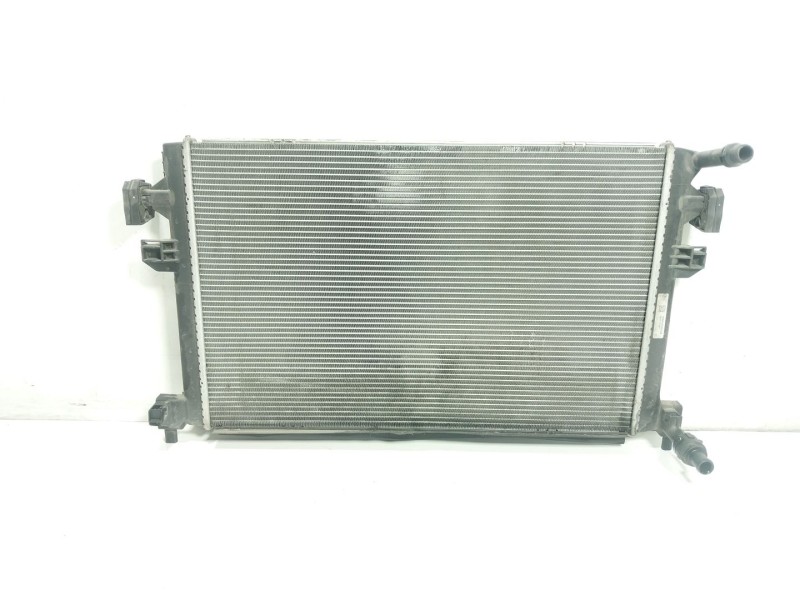 Recambio de radiador agua para skoda superb (3v3) 2.0 tdi referencia OEM IAM 5Q0121251HS 5Q0121251 