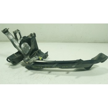 SOPORTE FARO IZQUIERDO 80A805607B 80A805607B 