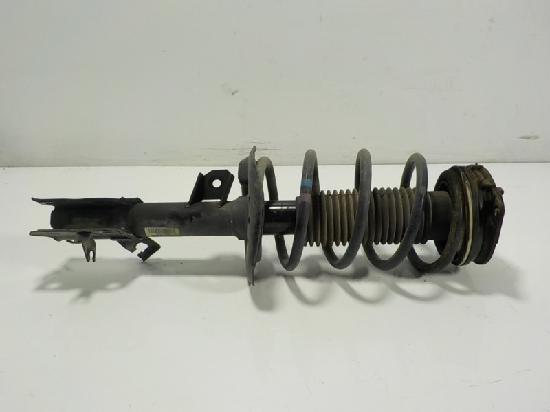 Recambio de amortiguador delantero derecho para nissan qashqai (j10) 1.5 turbodiesel cat referencia OEM IAM E4302BR00B 824903007