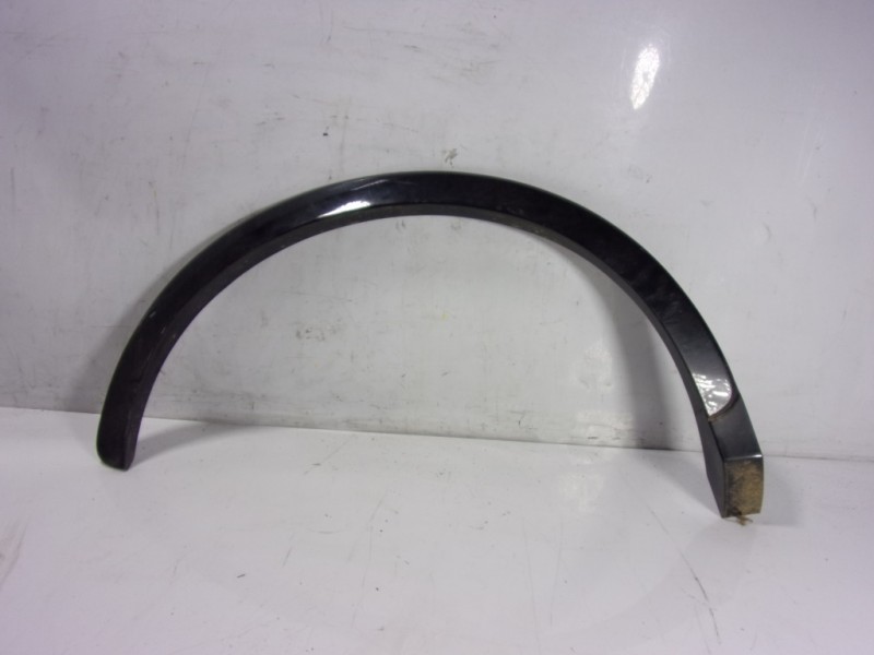 Recambio de aletin trasero derecho para audi q3 (8u) 2.0 tdi referencia OEM IAM 8U0853818DGRU  