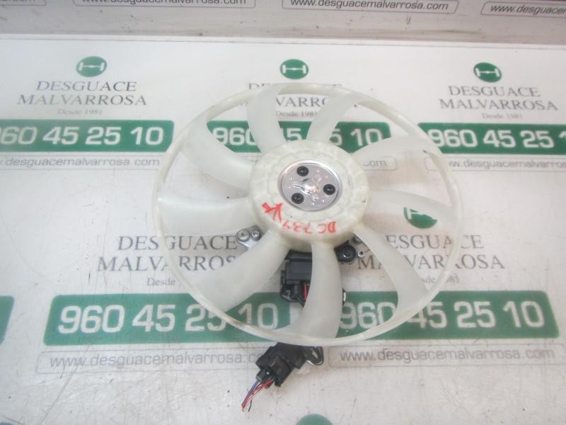 Recambio de electroventilador para toyota corolla hybrid referencia OEM IAM 16361F2040 1636347050 2685001000