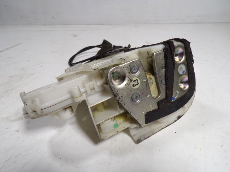 Recambio de cerradura puerta delantera derecha para honda insight (ze2) comfort referencia OEM IAM 72110TM8A01  