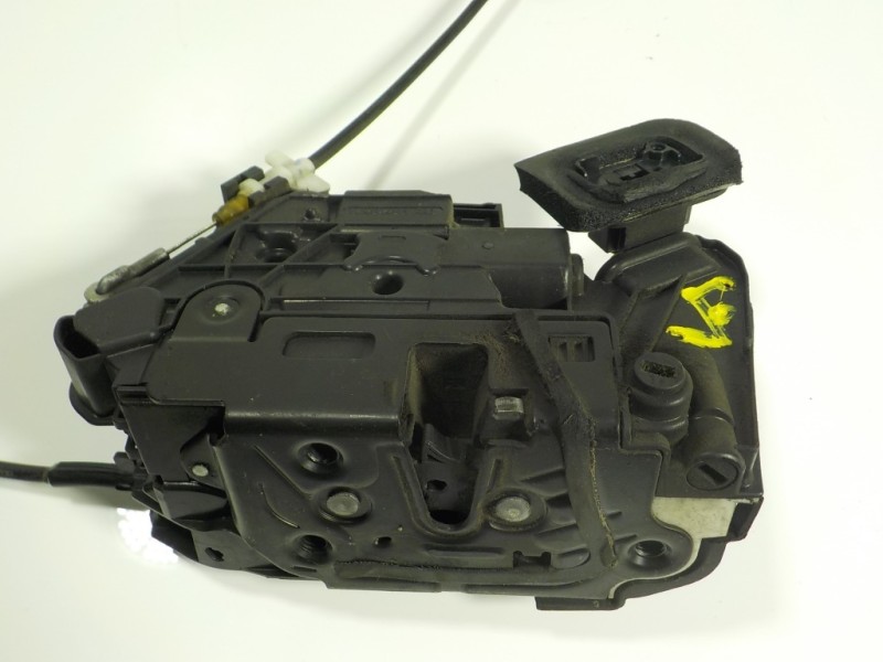 Recambio de cerradura puerta trasera derecha para skoda rapid 1.6 tdi dpf referencia OEM IAM 5E0839016A 5E0839016A 