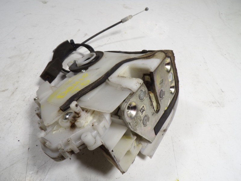 Recambio de cerradura puerta trasera derecha para honda insight (ze2) comfort referencia OEM IAM 72610TM8A01  