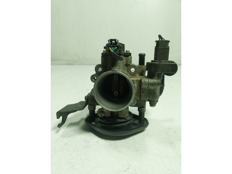 Recambio de caja mariposa para hyundai i20 1.2 cat referencia OEM IAM 3510003000 3510003000 