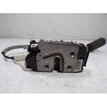 CERRADURA PUERTA DELANTERA DERECHA A2047203035 A0997200135 