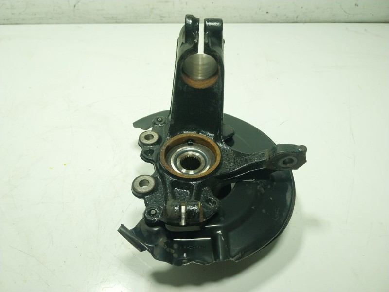 Recambio de mangueta delantera derecha para ford focus iii 1.0 ecoboost referencia OEM IAM 1882874  