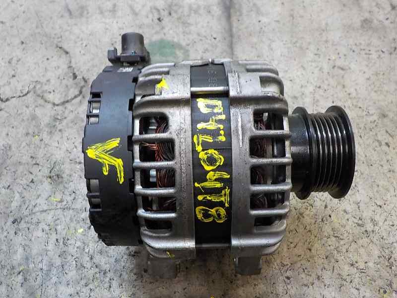Recambio de alternador para volvo v40 cross country kinetic referencia OEM IAM  31119101 BOSCH 0125711042 150A 