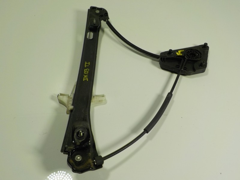 Recambio de elevalunas trasero izquierdo para skoda rapid 1.6 tdi dpf referencia OEM IAM 5JA839461  