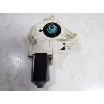 MOTOR ELEVALUNAS DELANTERO DERECHO 8T0959802B 8T0959802B 1101965575250