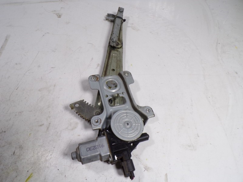 Recambio de elevalunas delantero derecho para honda insight (ze2) comfort referencia OEM IAM 72211TM8003 912230 