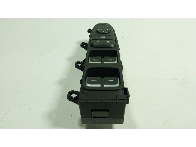 Recambio de mando elevalunas delantero izquierdo para kia niro i (de) 1.6 gdi hybrid referencia OEM IAM 93570G5240 93570G5240 