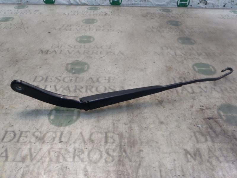 Recambio de brazo limpia delantero izquierdo para renault megane ii berlina 3p confort dynamique referencia OEM IAM   