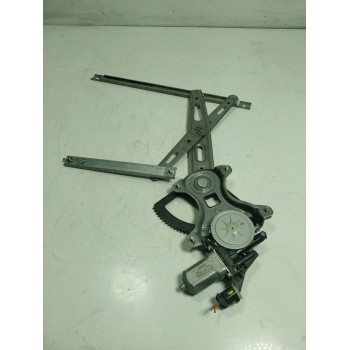 ELEVALUNAS DELANTERO DERECHO 824041J010 988201J100 