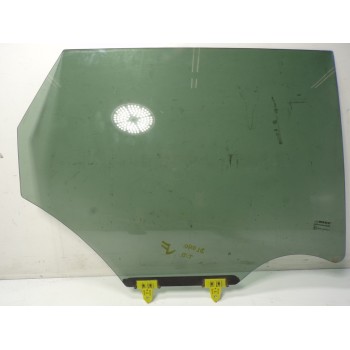 CRISTAL PUERTA TRASERO DERECHO 823008201R 