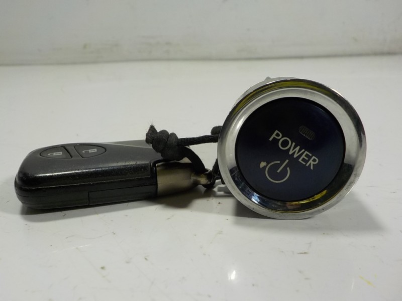 Recambio de modulo electronico para lexus ct 200h referencia OEM IAM 8961175031 2842ATMIMBI 