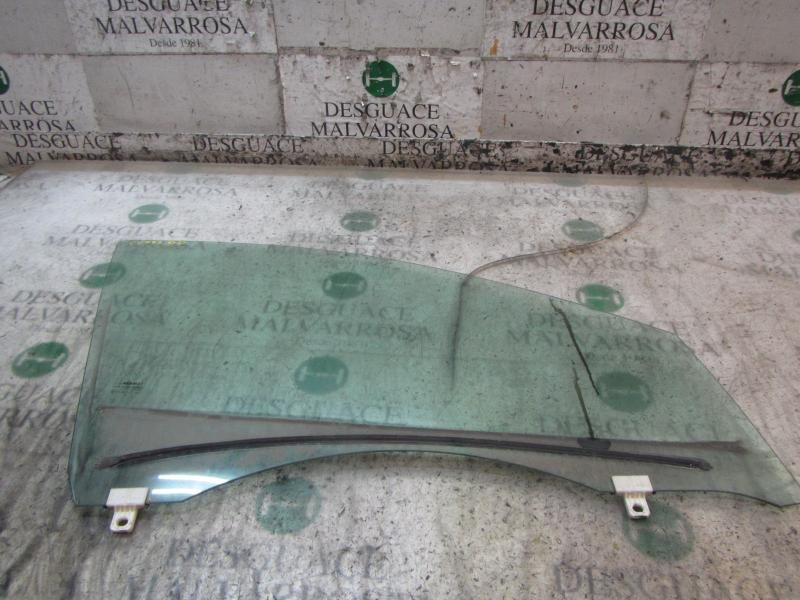 Recambio de cristal puerta delantero derecho para renault megane iii berlina 5 p dynamique referencia OEM IAM 803007357R  