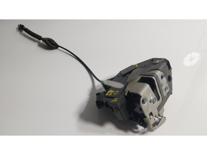 Recambio de cerradura puerta trasera derecha para ford ecosport 1.0 ecoboost referencia OEM IAM 2074546 CN15A264A26DD 