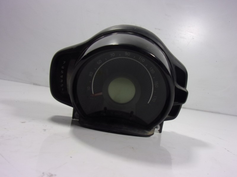 Recambio de cuadro instrumentos para toyota aygo 1.0 vvti referencia OEM IAM 838000H571 7691673300 