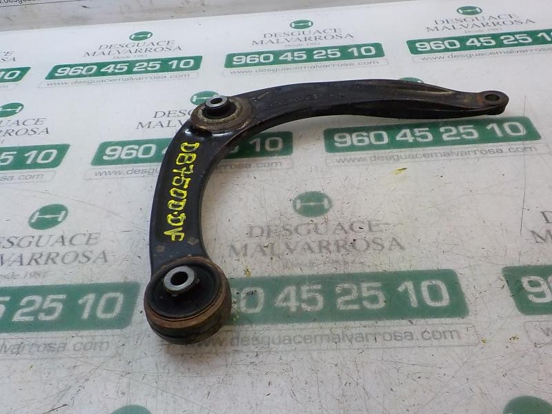 Recambio de brazo suspension inferior delantero derecho para citroën c4 berlina 1.6 16v hdi referencia OEM IAM   
