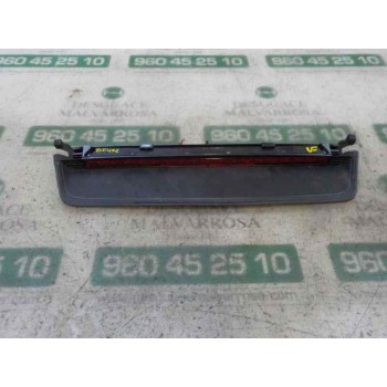 PILOTO TRASERO CENTRAL A2229060045 A2229062801 