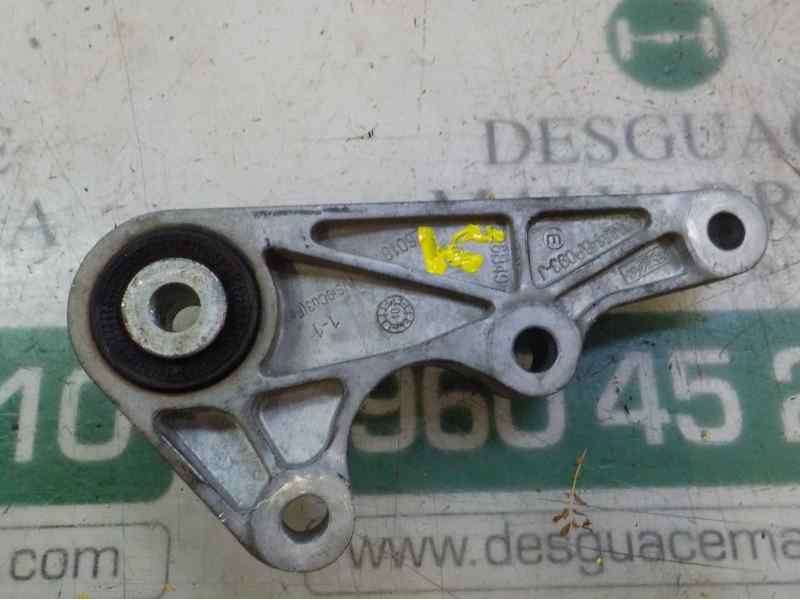 Recambio de soporte cambio para volvo v40 2.0 diesel cat referencia OEM IAM 30778793  