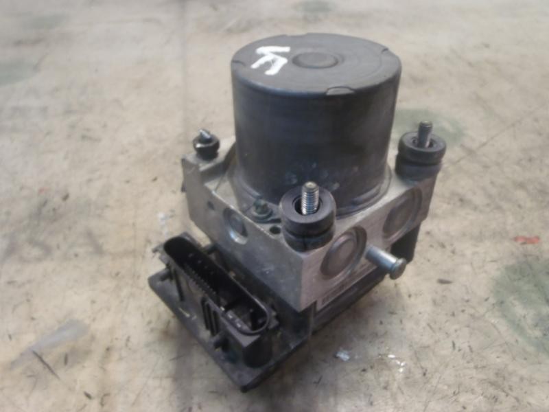 Recambio de abs para nissan primera berlina (p12) acenta referencia OEM IAM   