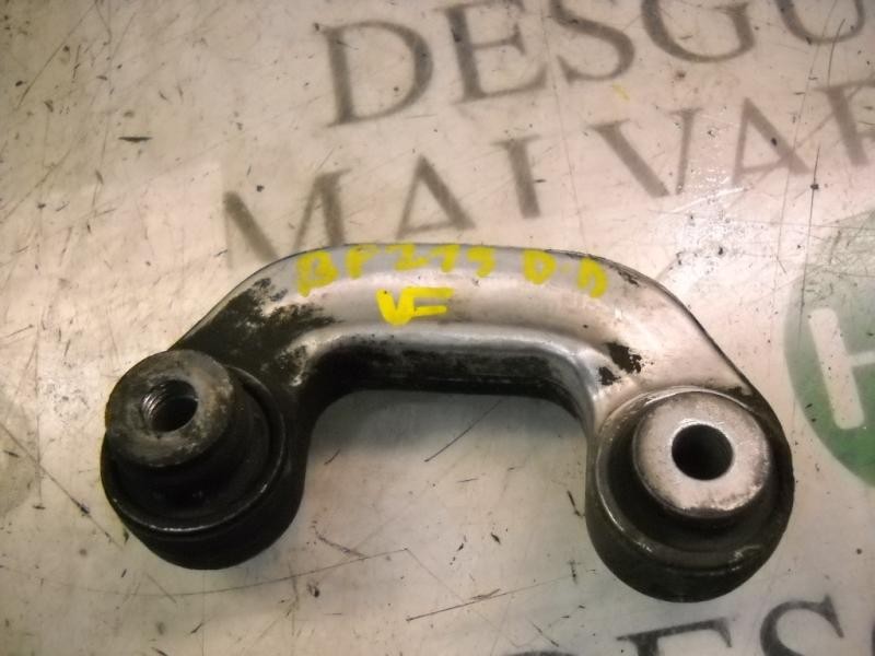 Recambio de tirante delantero derecho para audi a6 berlina (4b2) 2.5 tdi quattro referencia OEM IAM 8D0411318D  