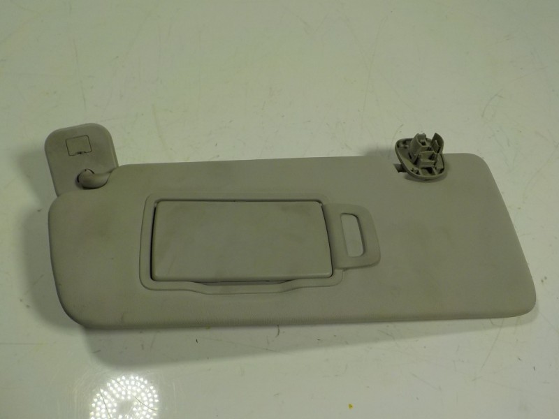 Recambio de parasol izquierdo para renault megane iv berlina 5p 1.2 tce energy referencia OEM IAM 964019396R  