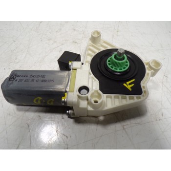 MOTOR ELEVALUNAS DELANTERO DERECHO A2078200542 A2078200542 