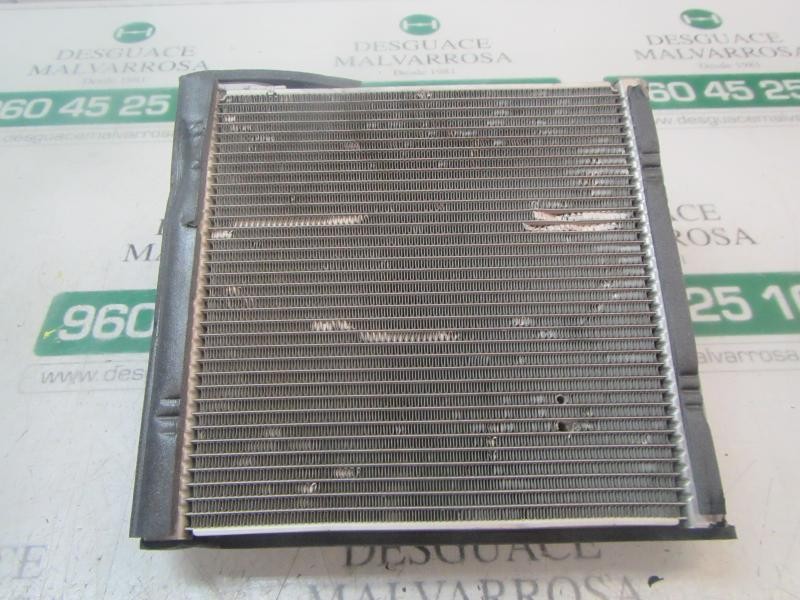 Recambio de evaporador aire acondicionado para toyota corolla hybrid referencia OEM IAM 88501F4100  