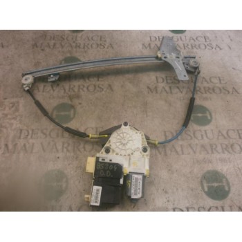 ELEVALUNAS DELANTERO DERECHO 