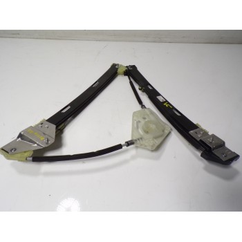 ELEVALUNAS DELANTERO DERECHO 82G837462 82G837462 