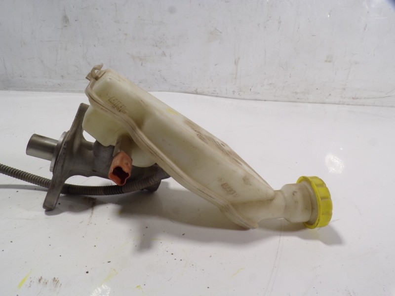 Recambio de bomba freno para citroën c3 picasso 1.6 hdi fap referencia OEM IAM 4601R8  