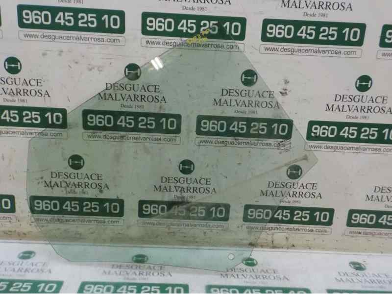 Recambio de cristal puerta trasero derecho para volvo v40 2.0 diesel cat referencia OEM IAM 32244823  